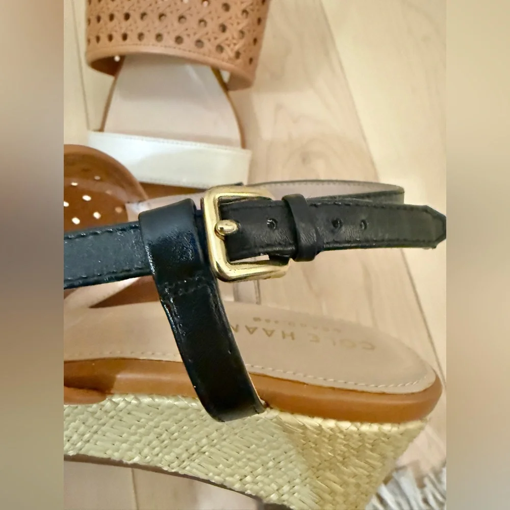 Cole Haan Annabelle Grand 360 Tan, Black & White Wedge Sandals Shoe; Size 7 1/2B - Picture 9 of 13